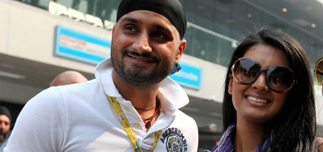 Geeta, Harbhajan to wear Archana Kochhars creations on D Day