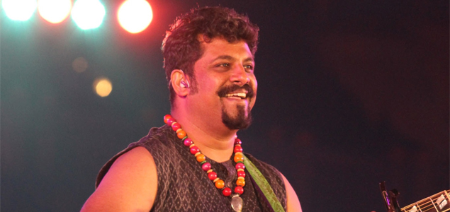Most musicians cash in on calamities: Raghu Dixit