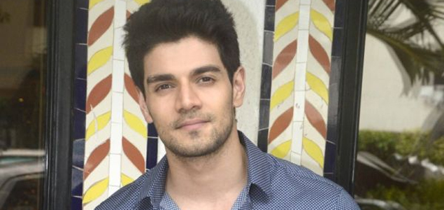 Being star kid is tough, says Sooraj Pancholi