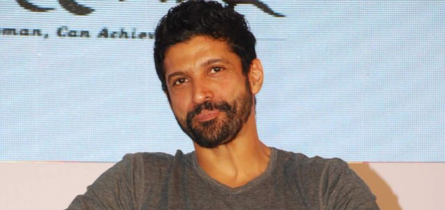 Farhan blown away by script of Wazir