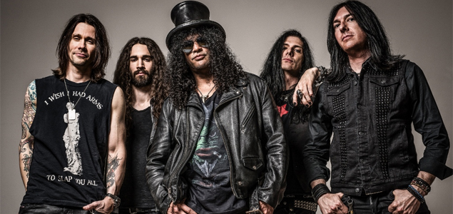 I want to experience real Indian food: Slash