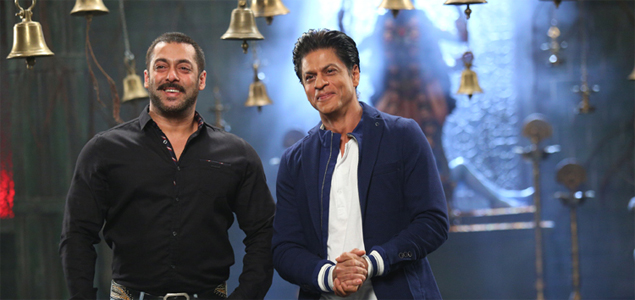 SRK dethrones Salman to top 2015 Forbes India Celebrity 100 List