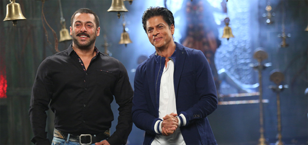 Salman, SRK relive Karan Arjun moment on TV show