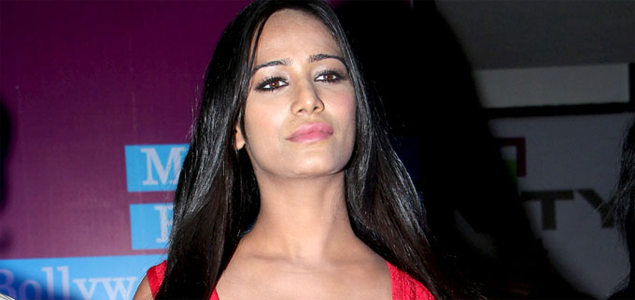 Poonam Pandey to gift fans sexy video on Christmas