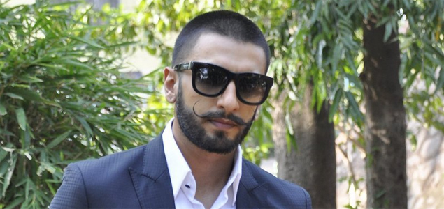 Ladys killer Ranveer Singh rocks the ramp at menswear fashion show