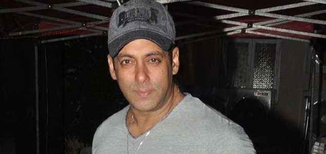 Salman thanks fans for making his NGO most loved brand