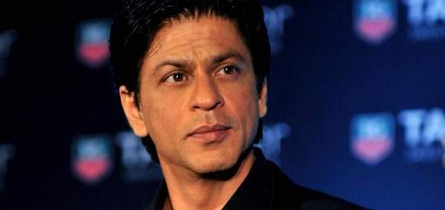 I dont read reviews, god bless them: SRK