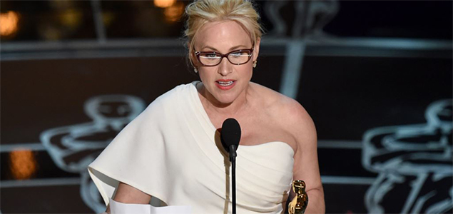 Patricia Arquette takes to Twitter to defend her Oscars speech about wage equality