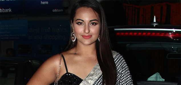 Fans waiting outside my house is my very own Big B moment, says Sonakshi Sinha