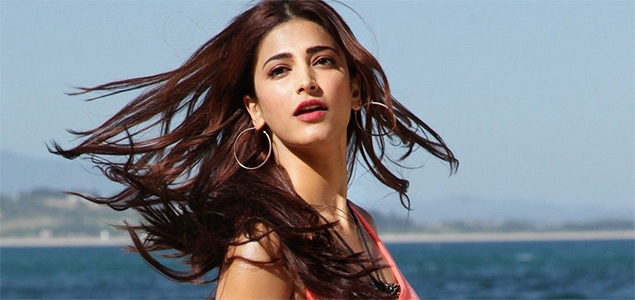 Shruti Haasan glad to be working with Akshay Kumar in the unique Gabbar Is Back