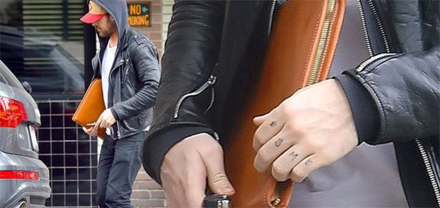 Ryan Gosling might have gotten his daughters name tattooed on his hand