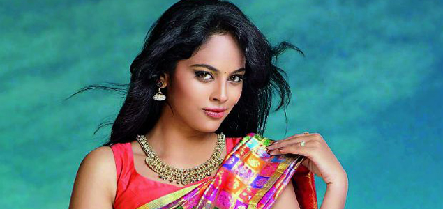 Nanditha talks about Idam Porul Eval