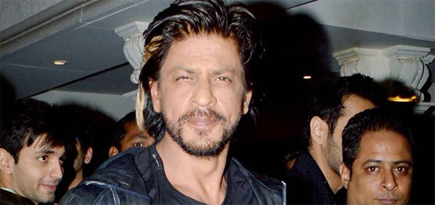 Shah Rukh Khan successfully undergoes knee surgery, on bed rest for next few days