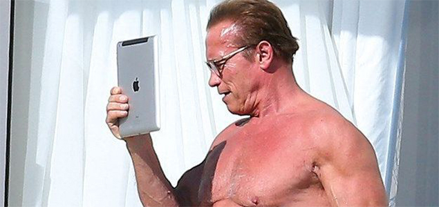 Arnold Schwarzenegger likes using social media platforms like Snapchat and Reddit