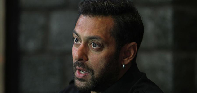 Salman Khan urges his Twitter followers to follow his hero Sylvester Stallone