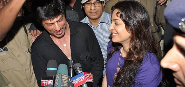 Shah Rukh Khan, Juhi Chawla & husband served summons for violating FEMA norms