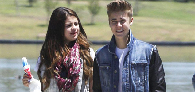 Selena Gomez gives Justin Bieber the cold shoulder at a party