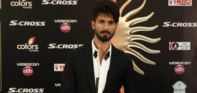 Queen, Haider win big with multiple trophies at IIFA 2015