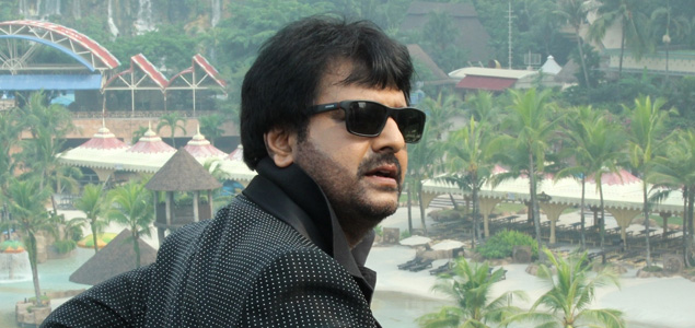 Vivek says he is ready to act with Santhanam and Soori