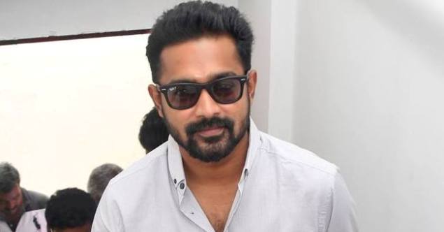 Asif Ali Vinay Govind movie titled Kohinoor