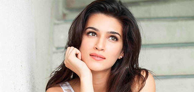 Kriti Sanon hopes to work with Salman, Aamir after starring with SRK in Dilwale