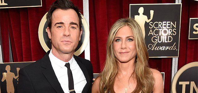 Jennifer Aniston and fiance Justin Theroux are not adopting a baby girl