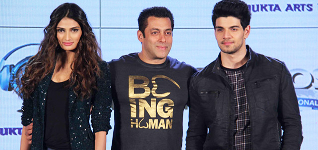 Salman asks audience to support Sooraj, Athiya