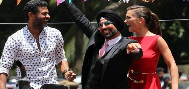 Akshay Kumar, Prabhudheva to add spunk to Dance +