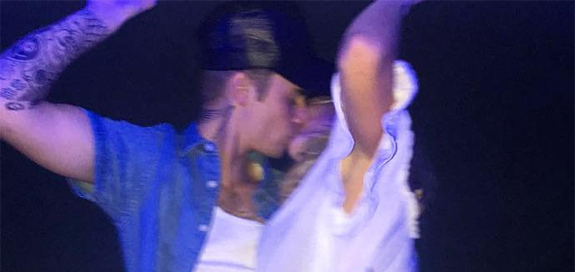 Bieber spotted kissing Hailey Baldwin
