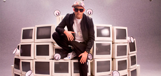 Dont label India as tolerant, intolerant: Actor comedian Cyrus Sahukar