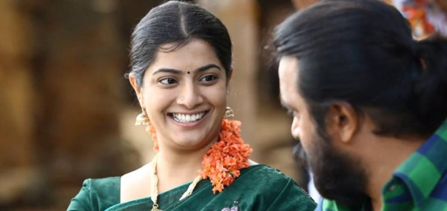 Varalaxmi on Thaarai Thappattai