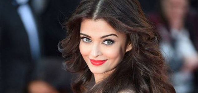 Aishwarya honoured over luncheon with French president