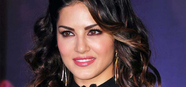 Youre a rockstar: B Town to Sunny Leone on brave interview