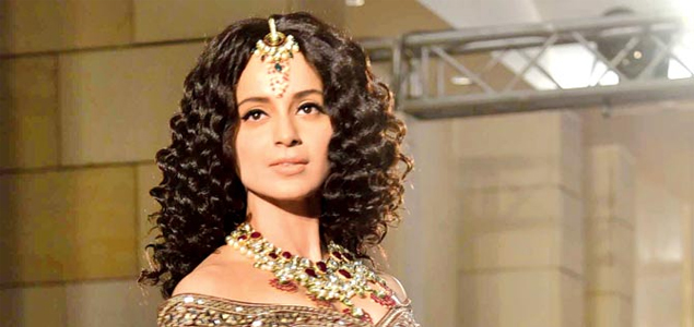 Kangana changed clothes behind rocks for Rangoon