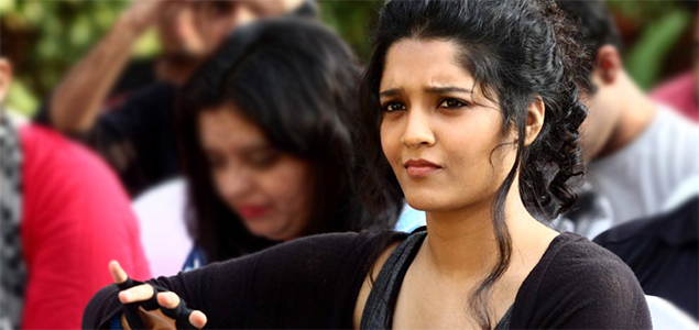 Ritika Singh to romance Vijay Sethupathi