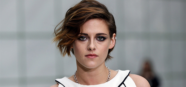 Kristen Stewart slams celebs for selling their lives