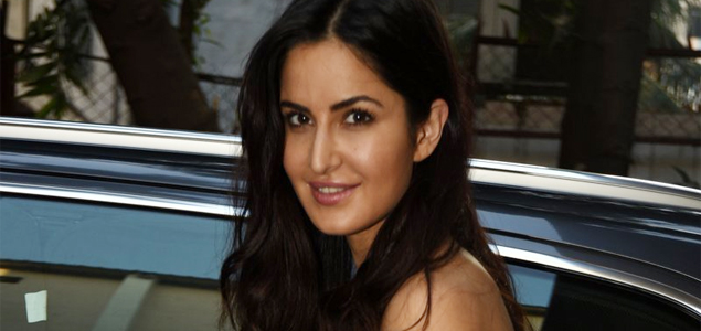 Katrina offers prayers at Ajmer dargah