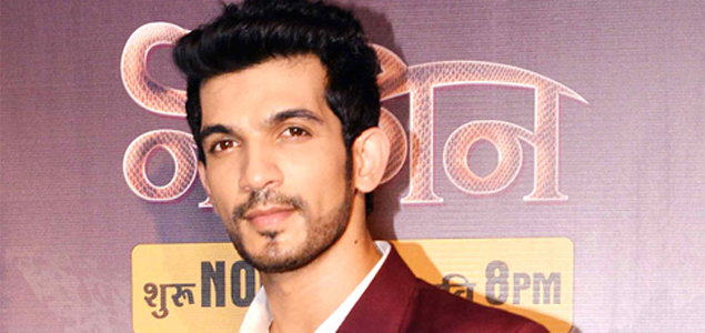 Arjun Bijlani to play double role in Naagin