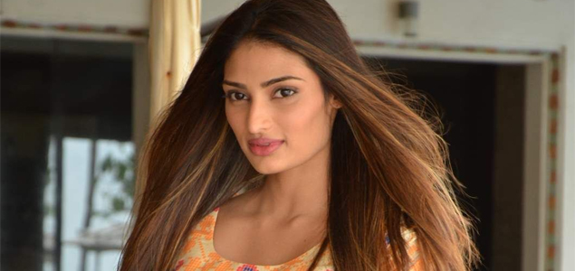 I dont think too much about style, fashion: Athiya Shetty