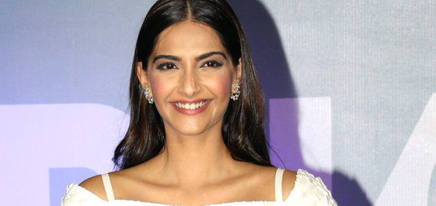 Sonam disappointed with Neerja piracy in Pakistan