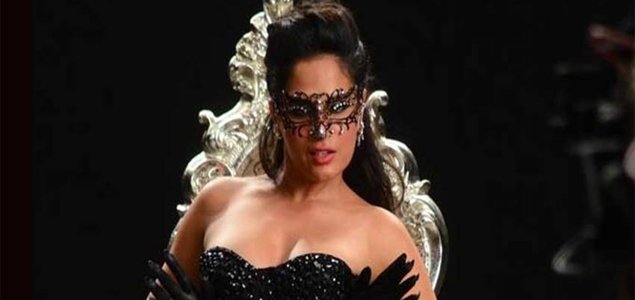 Role in Cabaret challenging for me: Richa Chadha