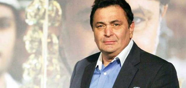 Rishi Kapoor enjoys lunch with his real Kapoor & Family