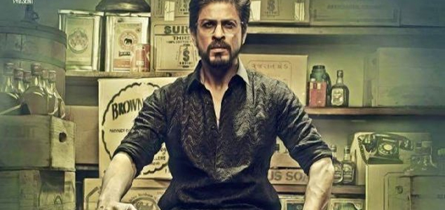 SRK goes tanned, scruffy, kohl eyed for Raees 