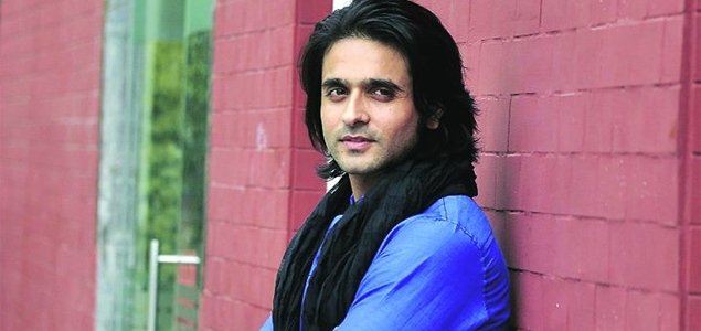 Ashish Sharma mentors wrestler turned actor