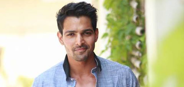 Harshvardhan Rane turns photographer for PETA