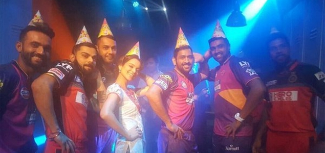 Kangana Ranaut shoots with Dhoni, Kohli for ad film