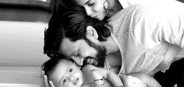 Genelia amazed with Riteishs love for son