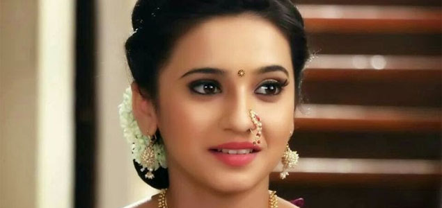 Nobody offers me negative roles: Shivani Surve