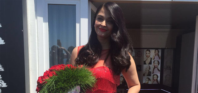 One day Ill walk red carpet in white shirt and jeans, quips Aishwarya