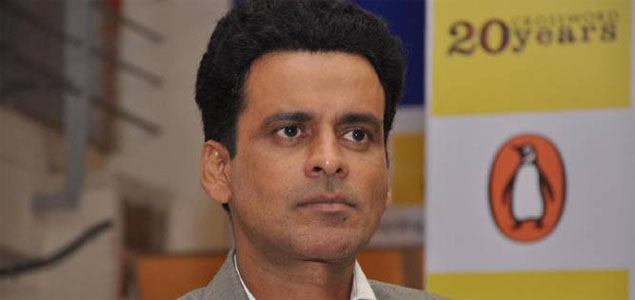 Manoj Bajpayee visits Mumbais traffic control room